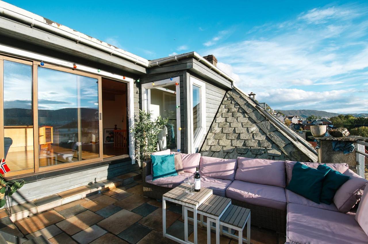 Spacious Penthouse With Grand Terrace Bergen Exterior photo