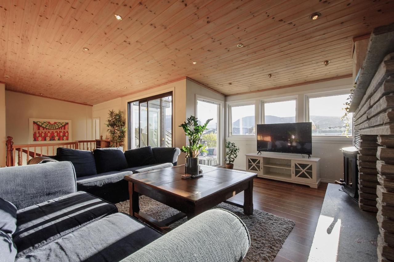 Spacious Penthouse With Grand Terrace Bergen Exterior photo