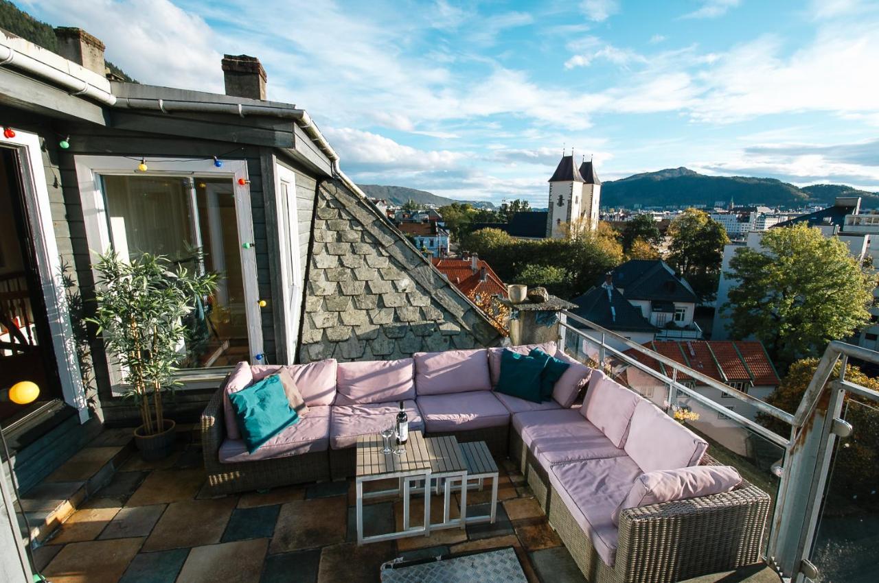Spacious Penthouse With Grand Terrace Bergen Exterior photo